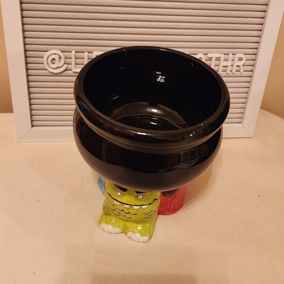 Halloween 09 Snack / Trinket Dish - Picture 3 of 6